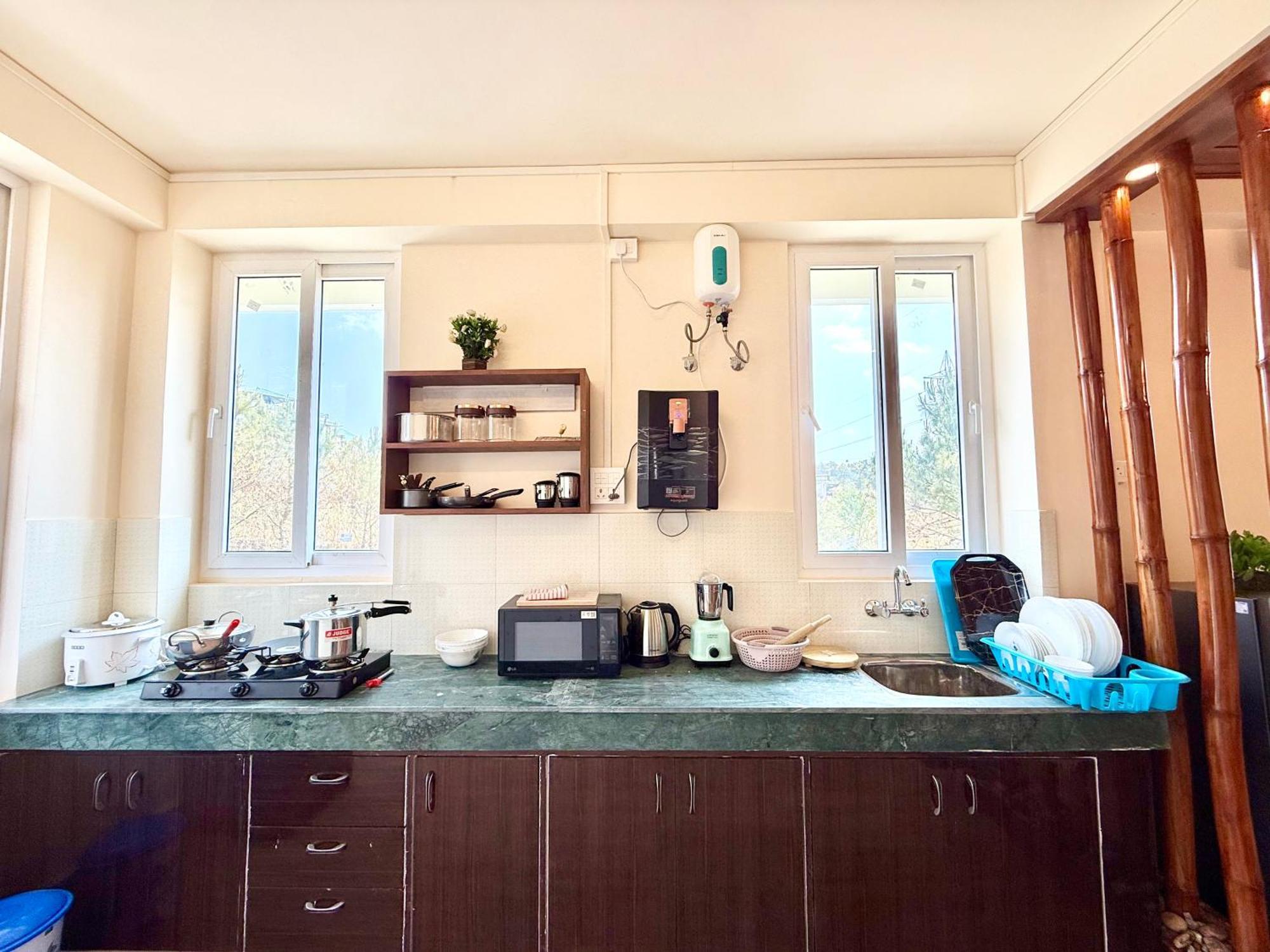 Yepplo Holiday Home - Complimentary Breakfast - 24 Hrs Caretaker & Power Backup Shillong Exterior photo